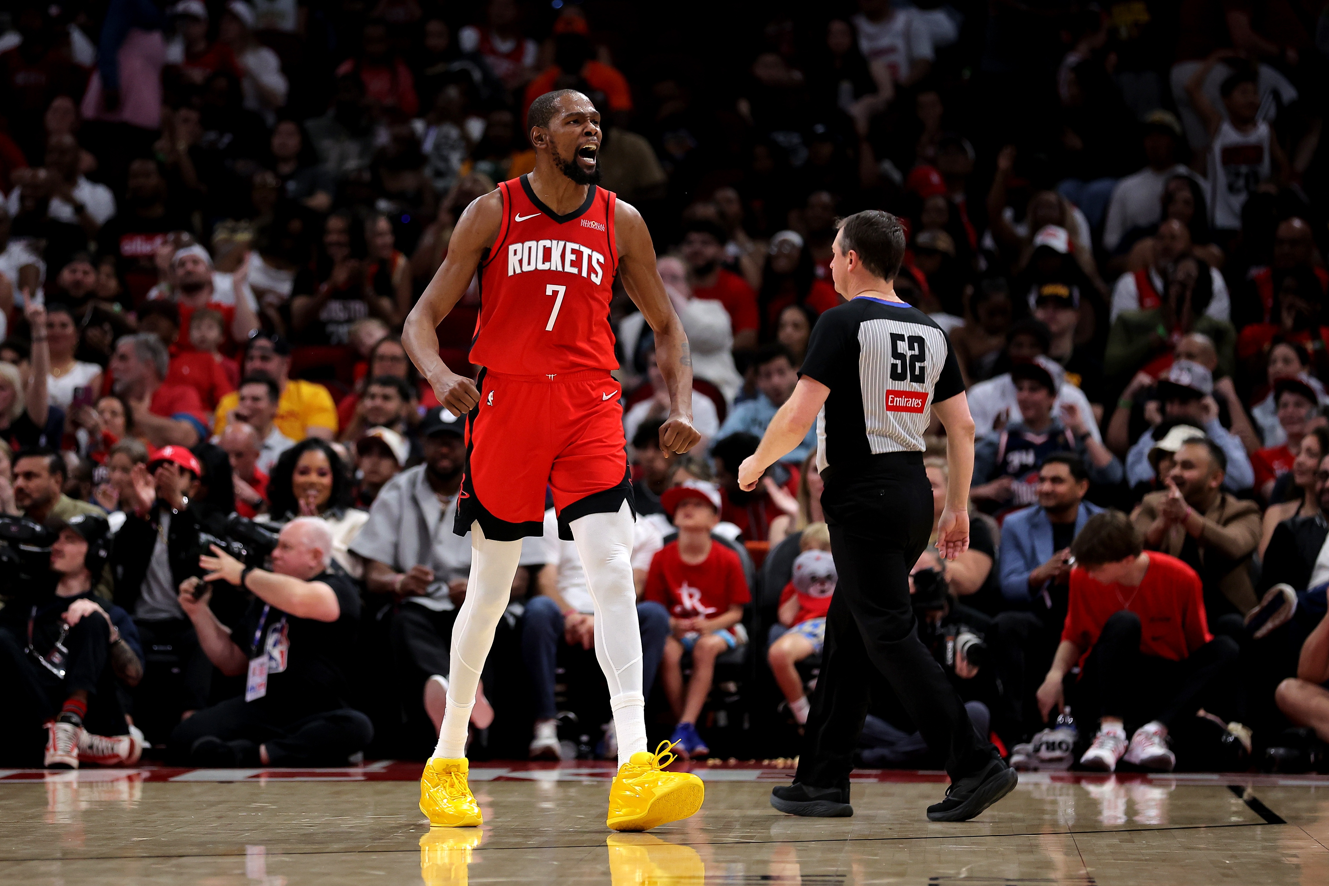 开云-白巧克力：我认为KD总得分能超科比 但再往上就不确定了