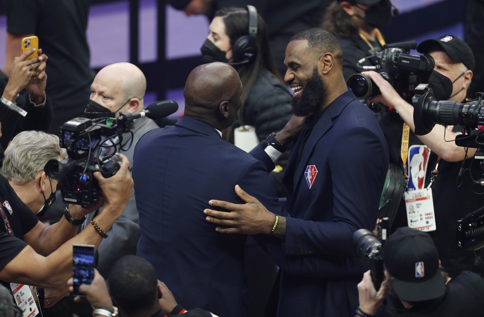 kaiyun-Skip:恭喜詹姆斯胜场数历史第一 他现在比乔丹多打662场比赛