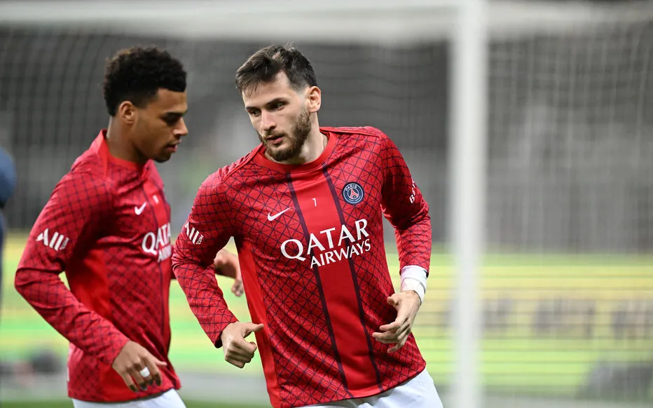 开云网页-记者:巴黎近年更注重整体而非个人;利物浦花5亿但未能奏效